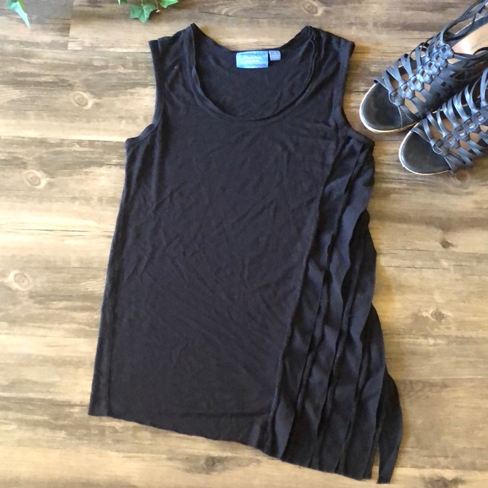 ‼️Clearance‼️ Simply Vera Vera Wang Side Ruffle Blouse size Small